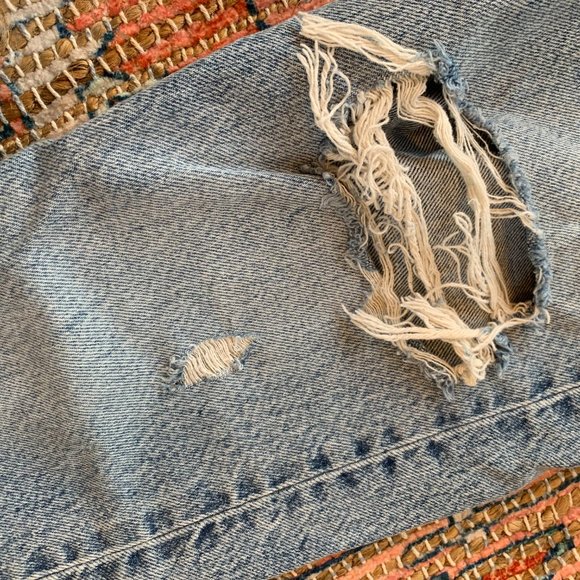 Zara RIPPED MOM FIT JEANS Z1975 - Picture 2 of 5